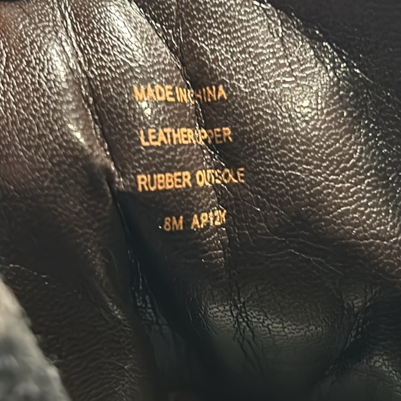 Michael Kors Glam Studded High top sneakers size 8. - Picture 11 of 15